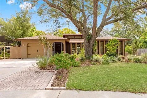 2865 Indianwood Drive Sarasota FL 34232