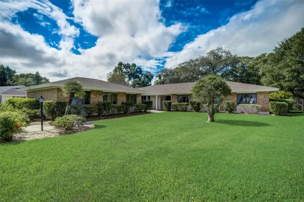 4412 Carrollwood Village Drive Tampa FL 33618
