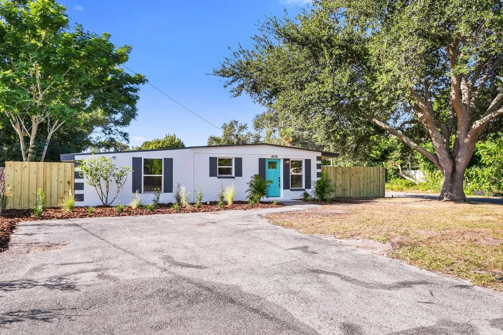 4016 W Marietta Street Tampa FL 33616