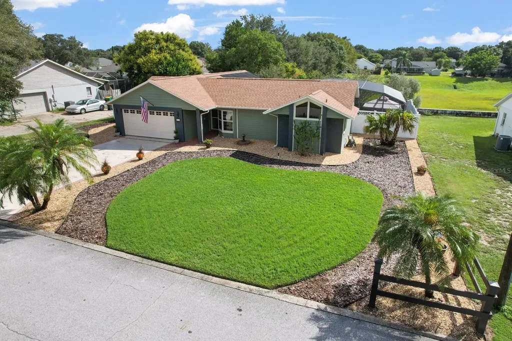 215 Eastridge Drive Eustis FL 32726