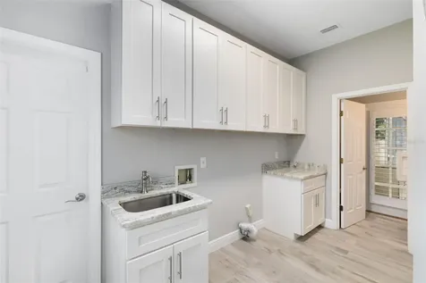 8604 Mindich Court Orlando FL 32819