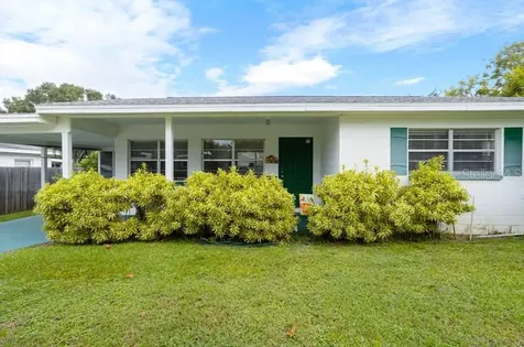5359 49th Avenue N St Petersburg FL 33709