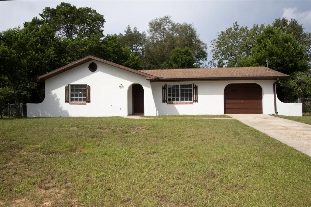613 La Salle Avenue Inverness FL 34452