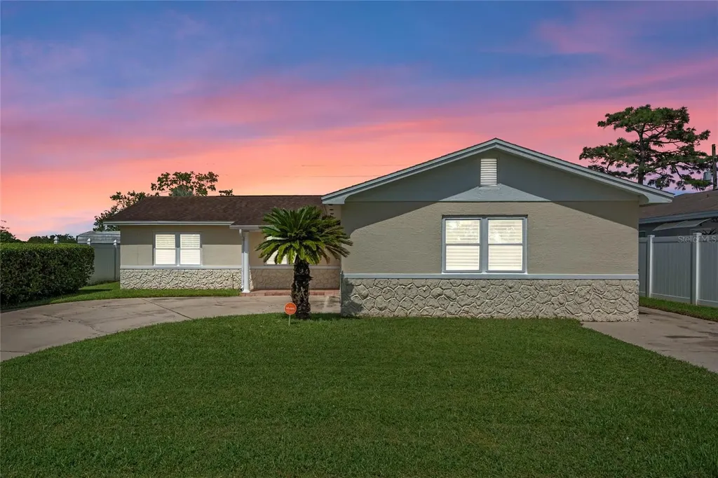 7693 Ceres Drive Orlando FL 32822