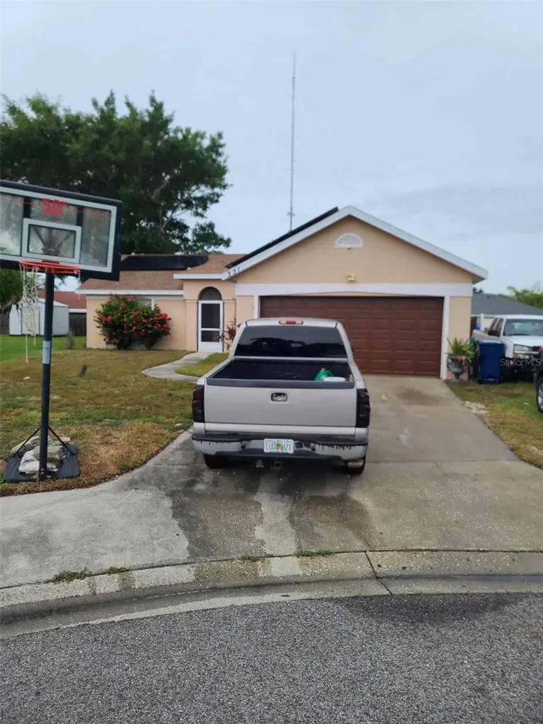 3511 6th Place W Palmetto FL 34221