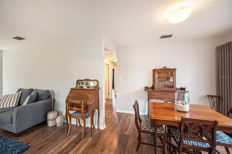 7803 N Woodlynne Avenue Tampa FL 33614