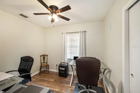 7803 N Woodlynne Avenue Tampa FL 33614