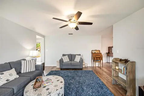 7803 N Woodlynne Avenue Tampa FL 33614