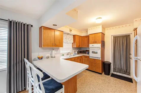 7803 N Woodlynne Avenue Tampa FL 33614