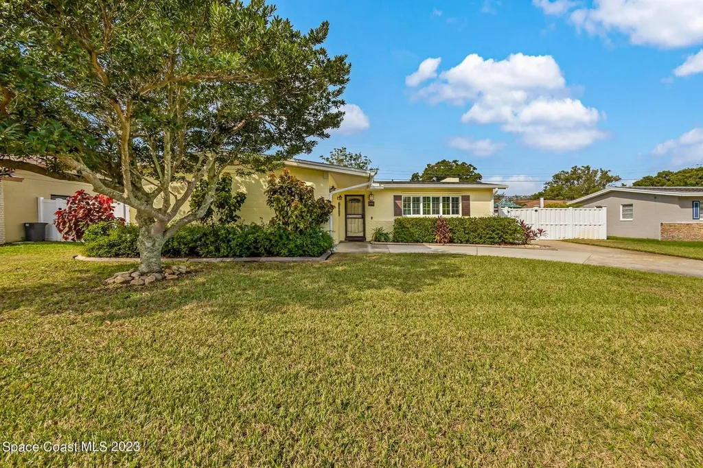 3990 Lejune Avenue Titusville FL 32780