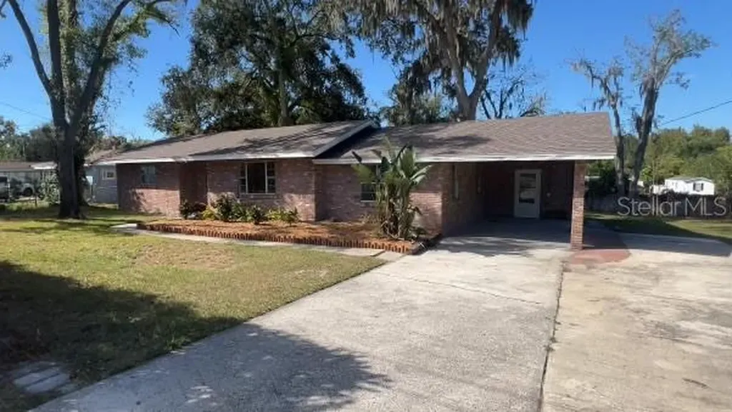 1130 N Swindell Avenue Lakeland FL 33805