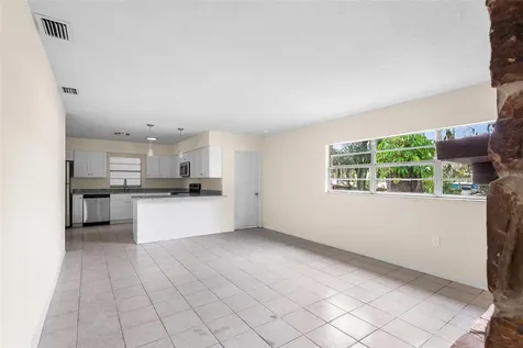 1130 N Swindell Avenue Lakeland FL 33805