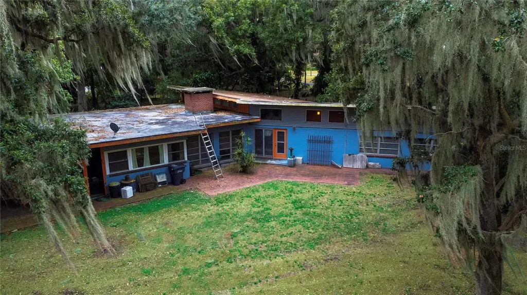 2060 Lake Ariana Boulevard Auburndale FL 33823
