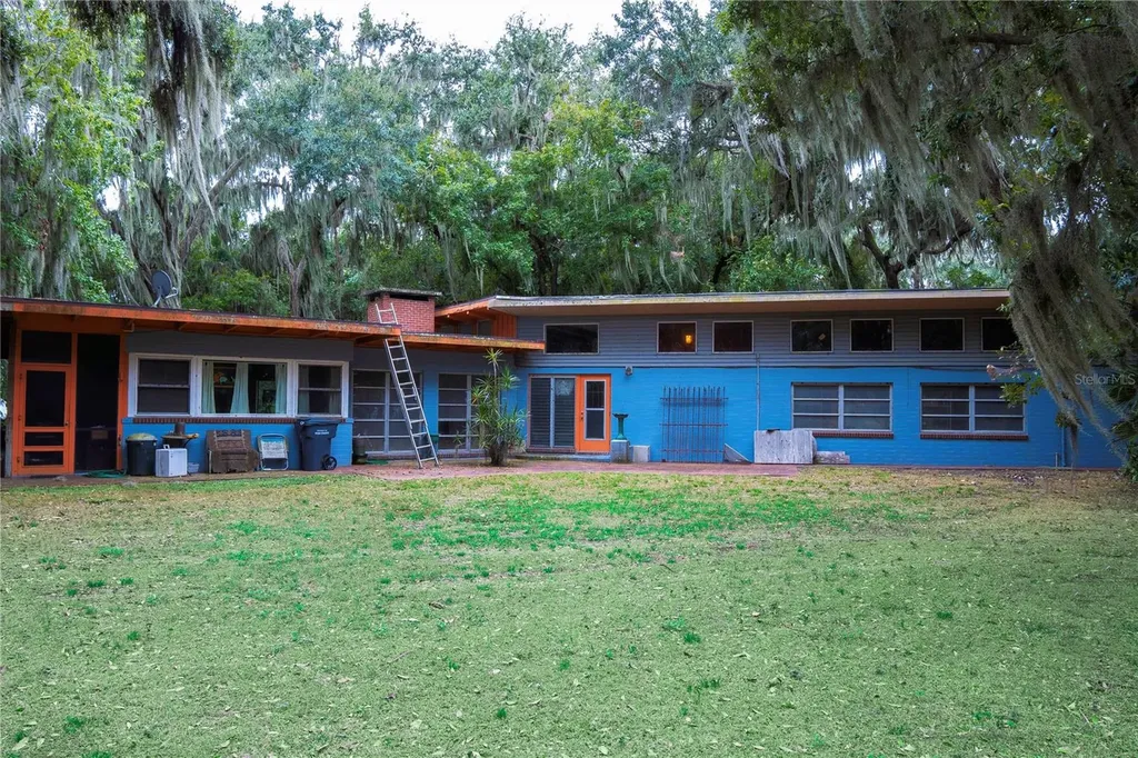 2060 Lake Ariana Boulevard Auburndale FL 33823