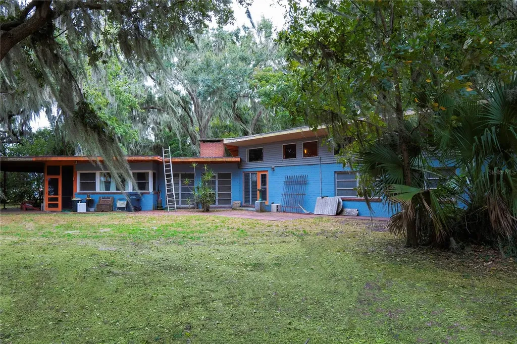 2060 Lake Ariana Boulevard Auburndale FL 33823