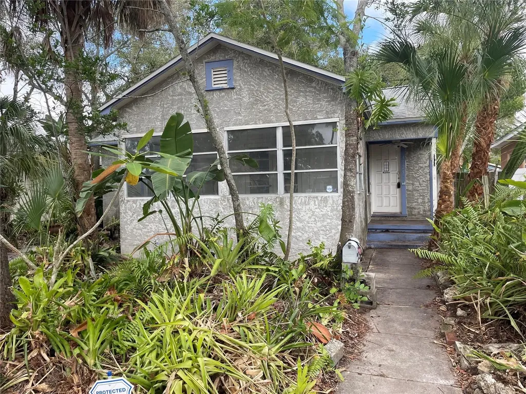 3925 2nd Avenue N St Petersburg FL 33713