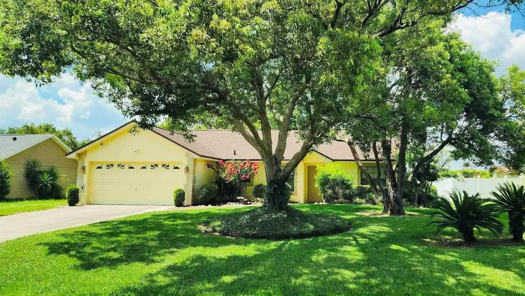 216 Valentino Court Davenport FL 33837