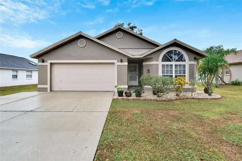 3911 Creek Woods Drive Plant City FL 33563