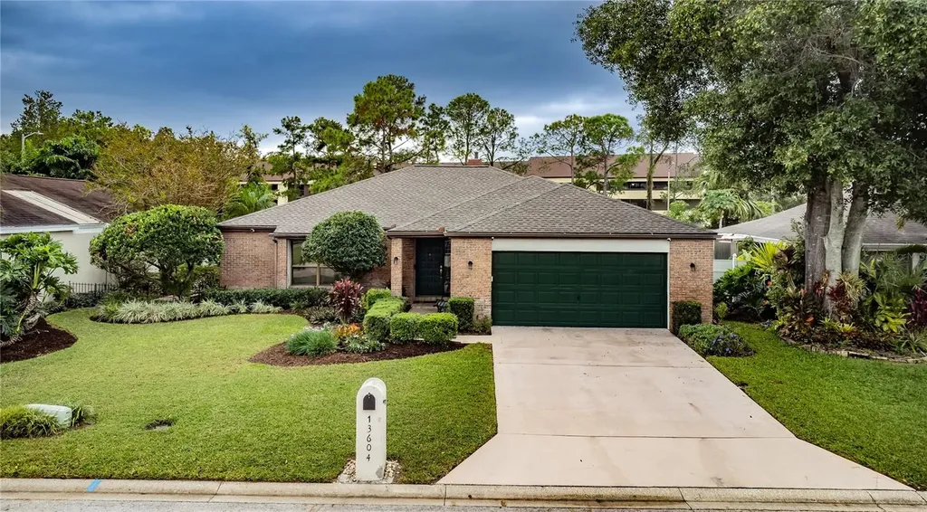 13604 Clubside Drive Tampa FL 33624