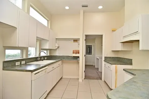 5565 Gulf Stream Street Tavares FL 32778