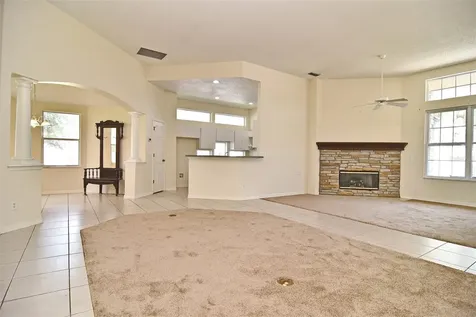 5565 Gulf Stream Street Tavares FL 32778