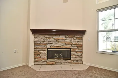 5565 Gulf Stream Street Tavares FL 32778