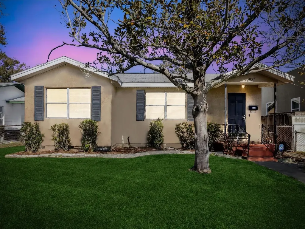 1037 55th Avenue N St Petersburg FL 33703