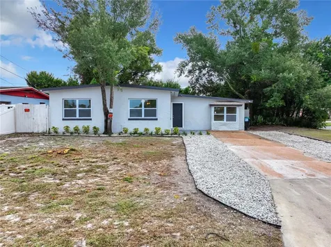 2403 Kingsland Avenue Orlando FL 32808