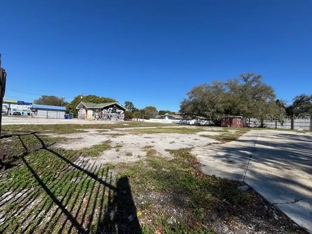 2305 N Nebraska Avenue Tampa FL 33602
