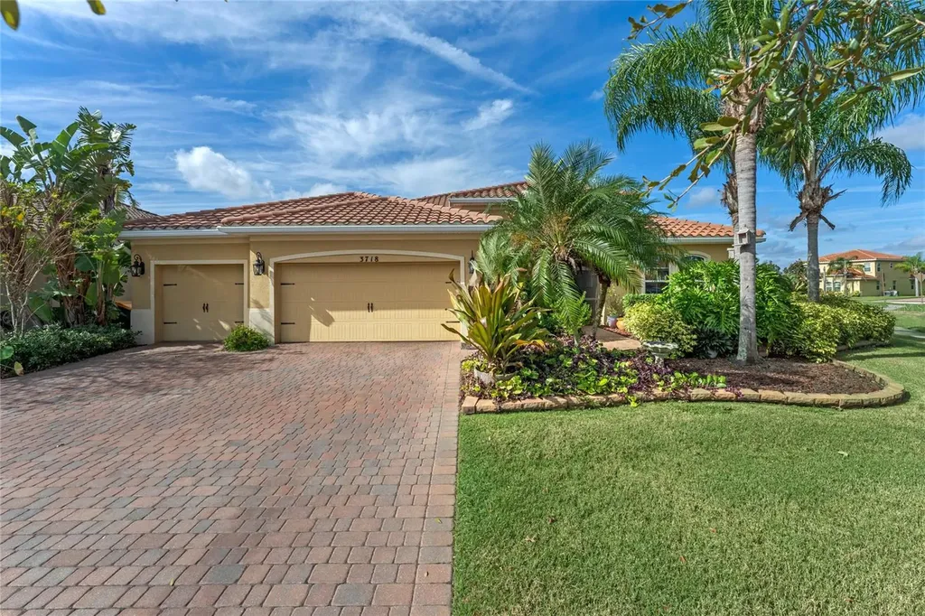 3718 Paradiso Circle Kissimmee FL 34746