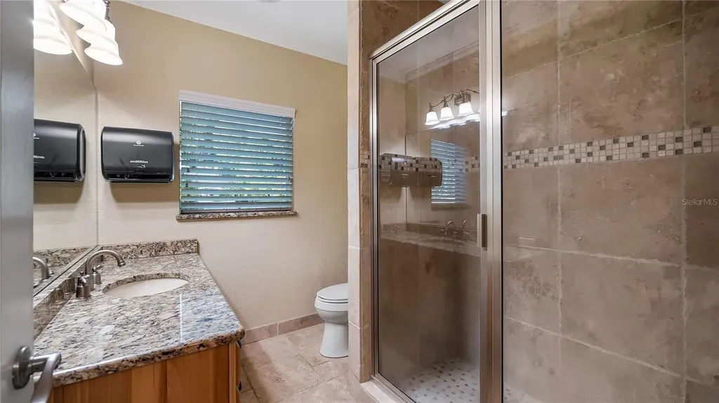 1241 W Lakeshore Drive Clermont FL 34711