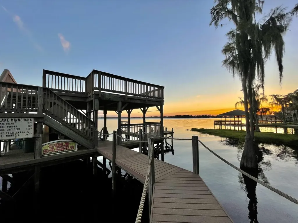 1241 W Lakeshore Drive Clermont FL 34711