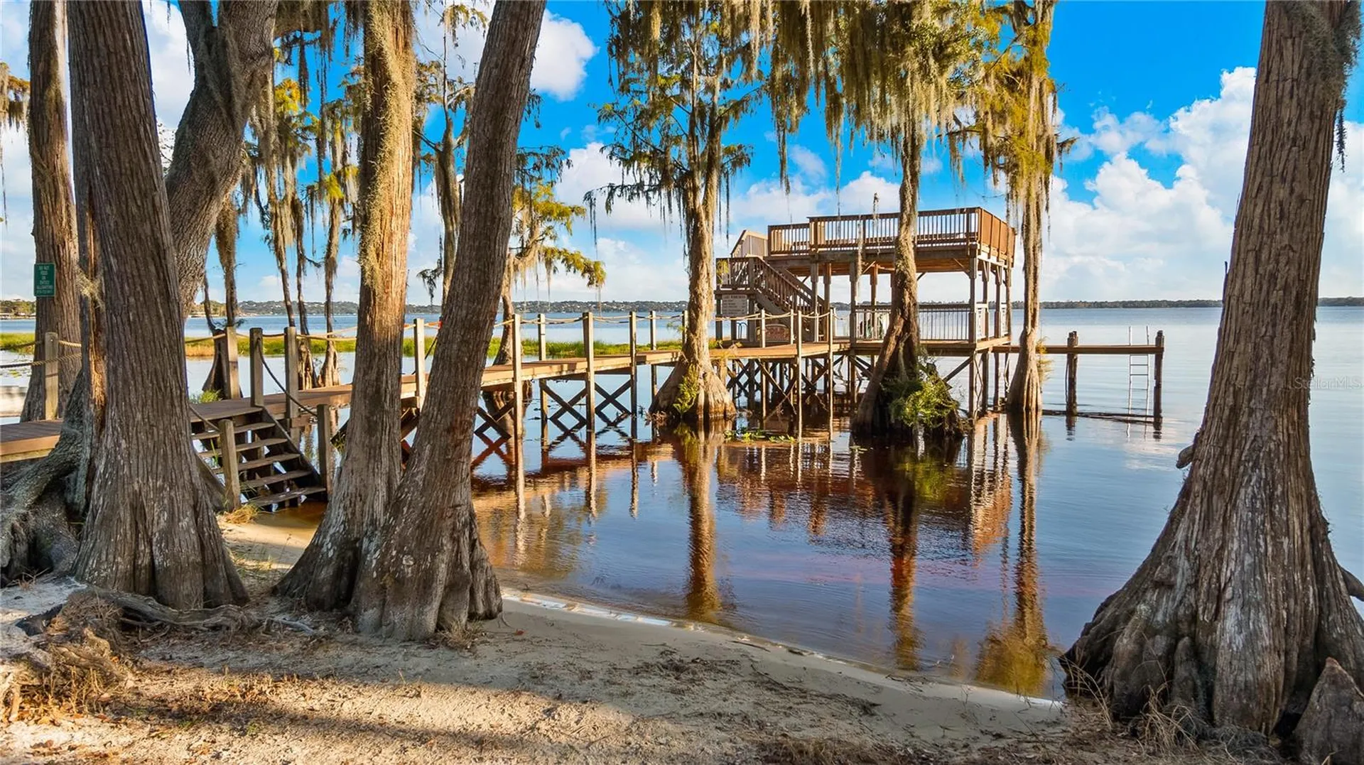 1241 W Lakeshore Drive Clermont FL 34711