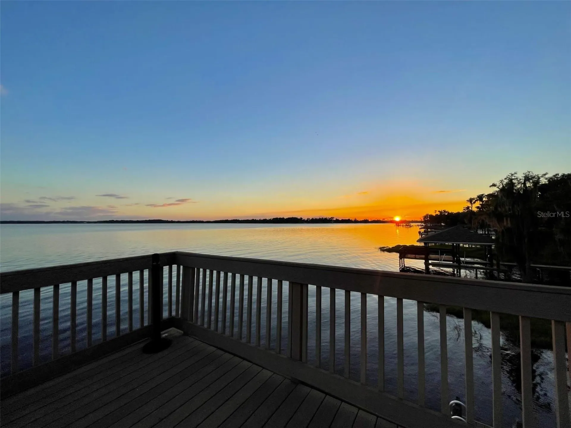 1241 W Lakeshore Drive Clermont FL 34711