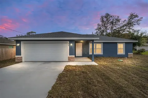 376 Malauka Loop Ocklawaha FL 32179