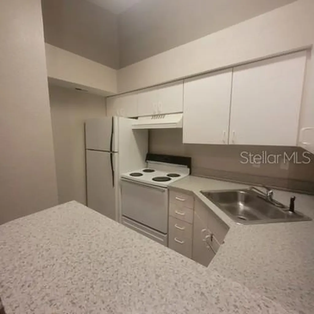 5016 Park Central Drive Orlando FL 32839