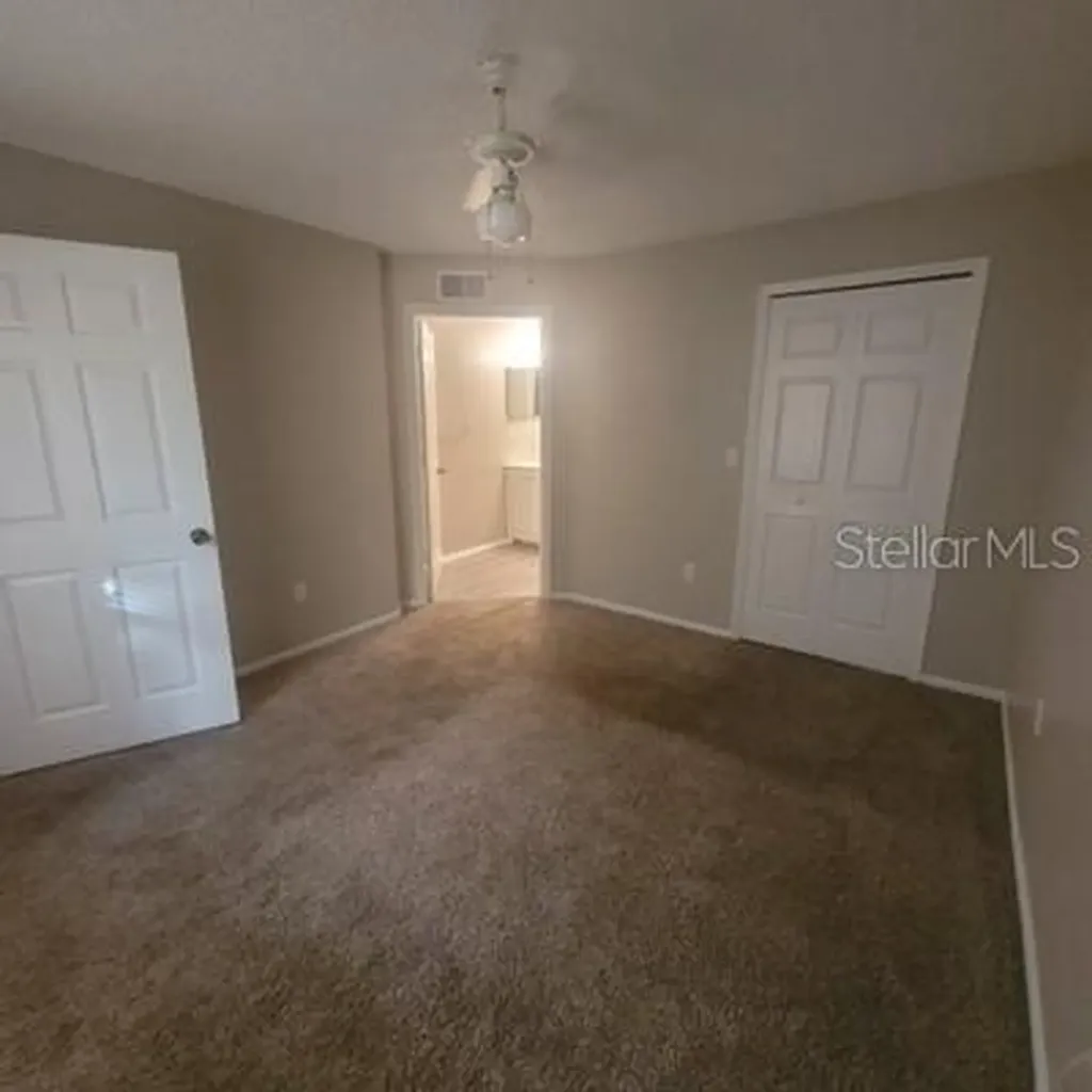 5016 Park Central Drive Orlando FL 32839