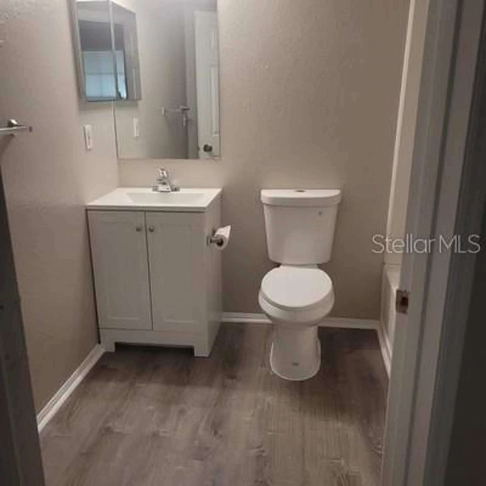 5016 Park Central Drive Orlando FL 32839