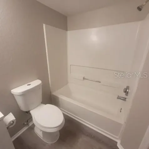 5016 Park Central Drive Orlando FL 32839