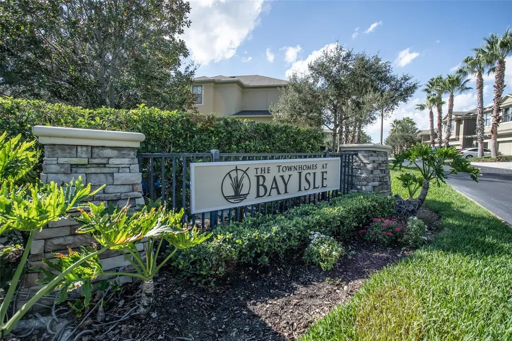 1076 118th Terrace N St Petersburg FL 33716