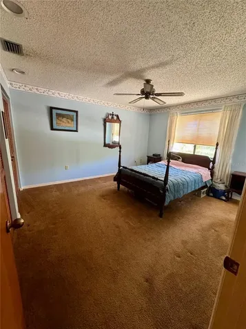 1048 Ricardo Place NE St Petersburg FL 33702