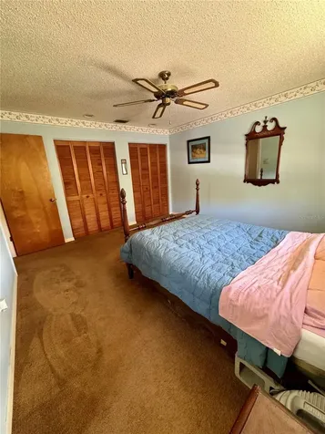 1048 Ricardo Place NE St Petersburg FL 33702