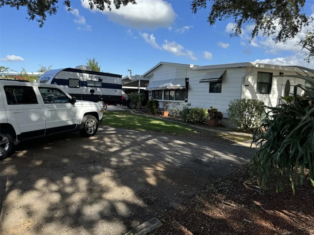 9000 Lake Point Boulevard Lake Wales FL 33898