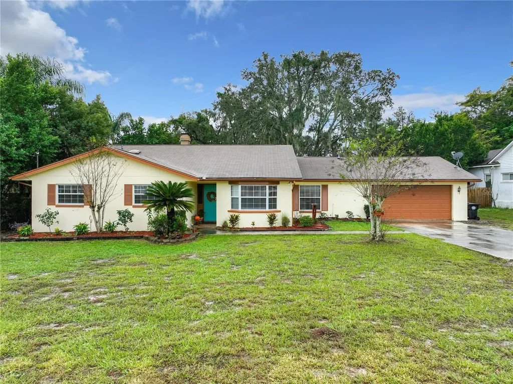 12 Burgust Street Apopka FL 32712