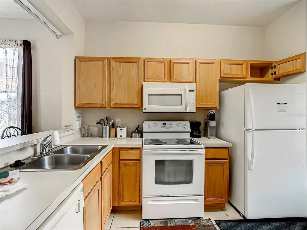 702 Calabria Avenue Davenport FL 33897