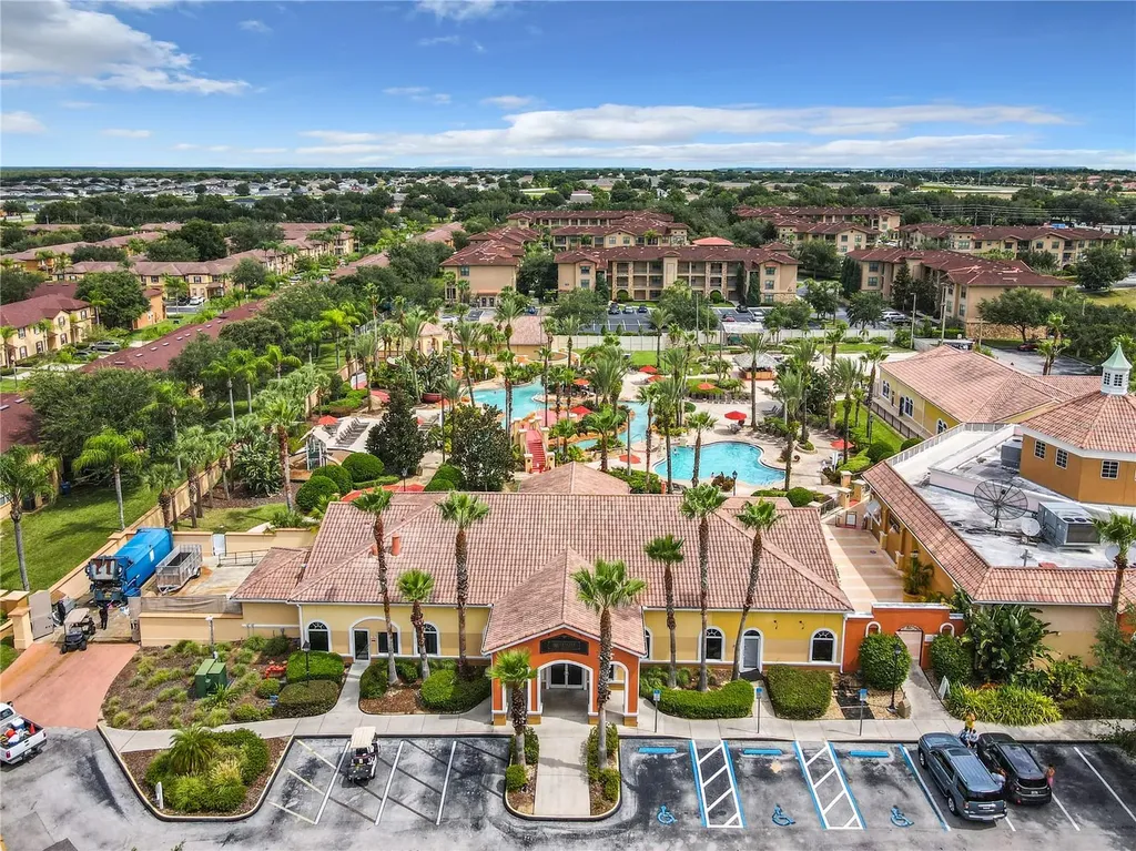 702 Calabria Avenue Davenport FL 33897