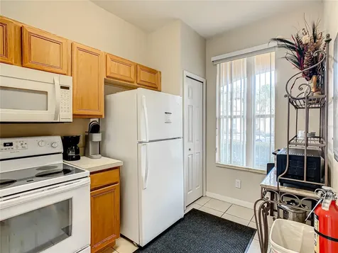 702 Calabria Avenue Davenport FL 33897