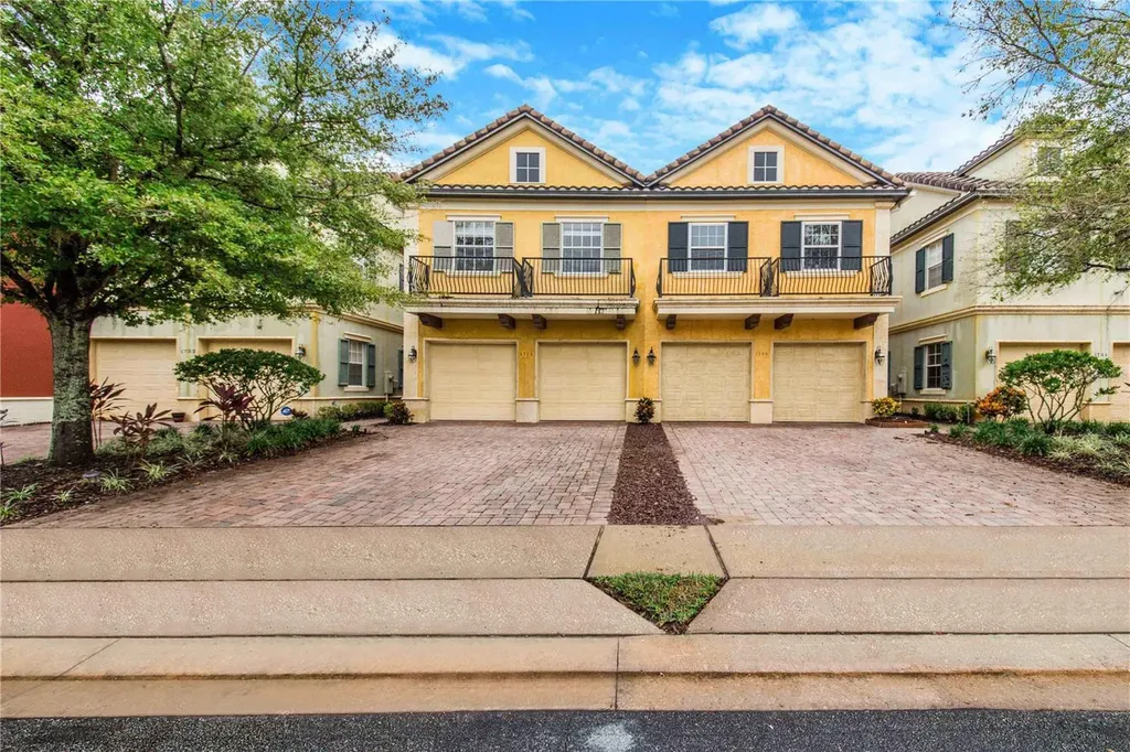 1736 Lake Side Avenue Davenport FL 33837