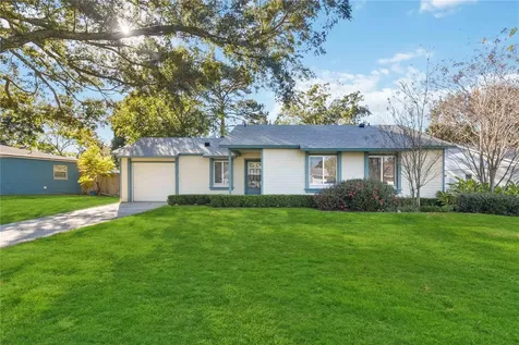 318 Live Oak Boulevard Sanford FL 32773
