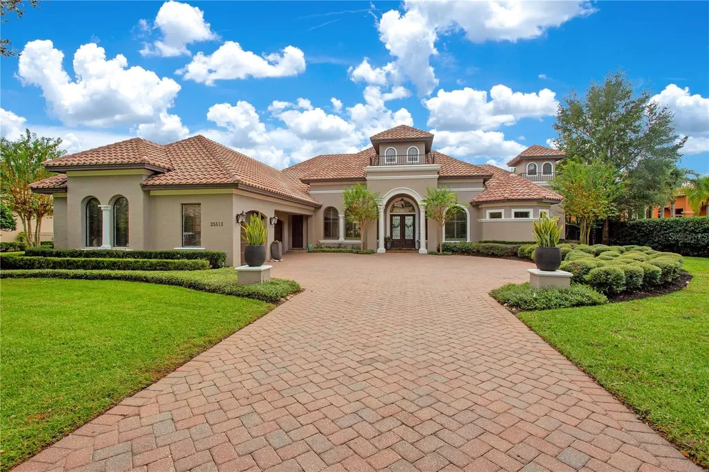 25513 High Hampton Circle Sorrento FL 32776